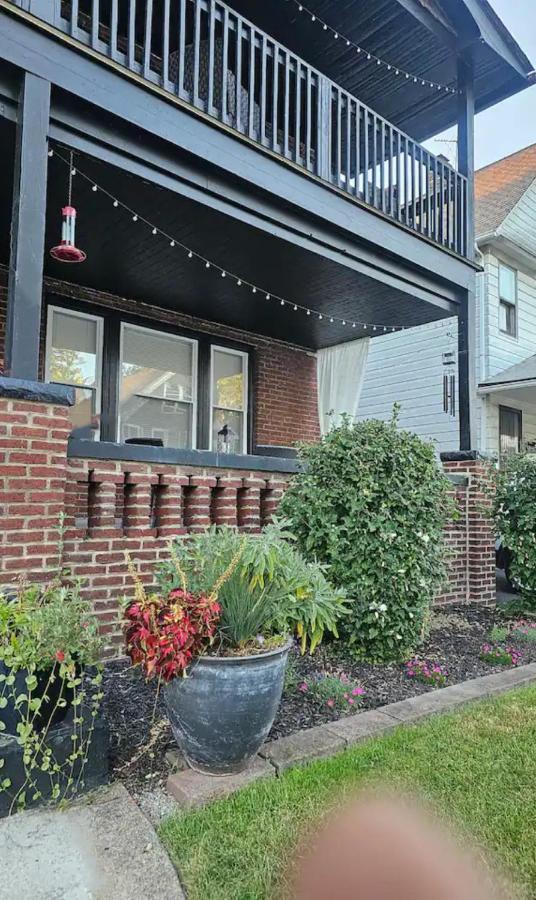 Charming! Near Cle Clinic/Uh/Cwru/Dwntwn W/Porch Villa Cleveland Luaran gambar